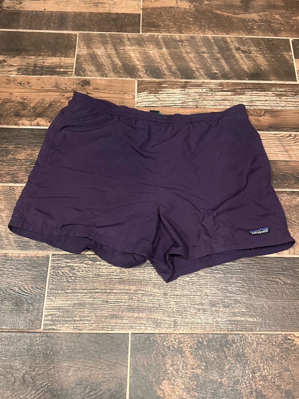 VTG Patagonia Deep Purple lined baggy Shorts medium